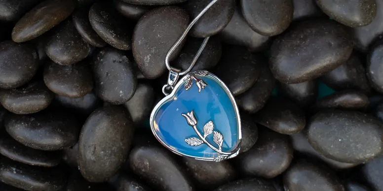 ROCK JEWELRY HANCRAFTED